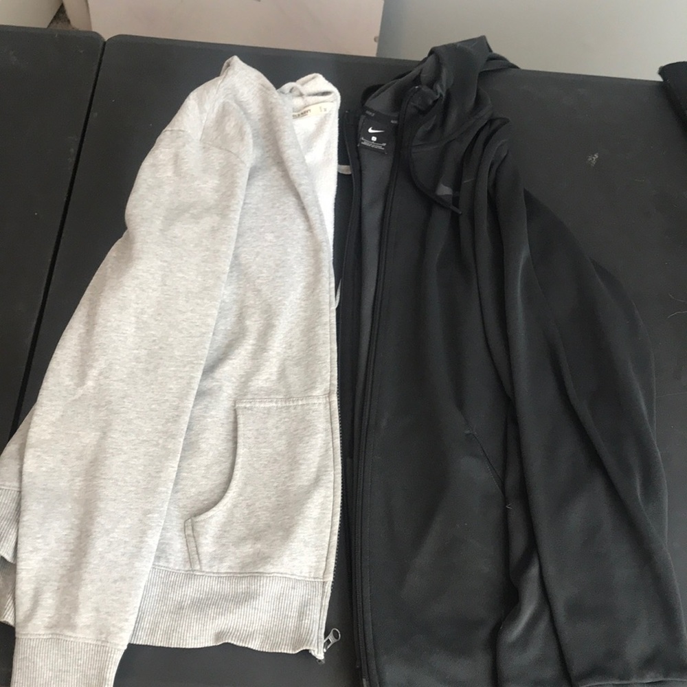 Hooded zip up